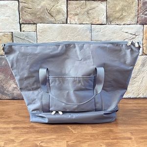 Lo & Sons Gray Travel Bag